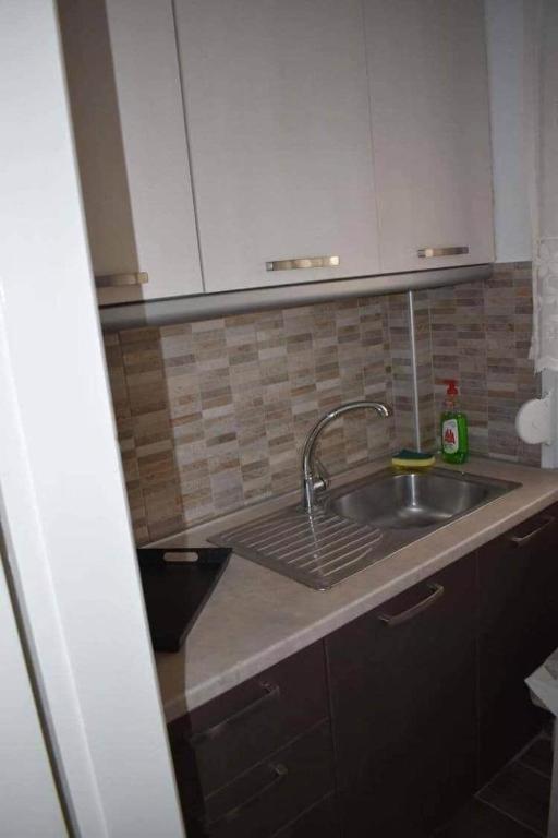 Aigli Luxury Studios Nea Roda Bagian luar foto