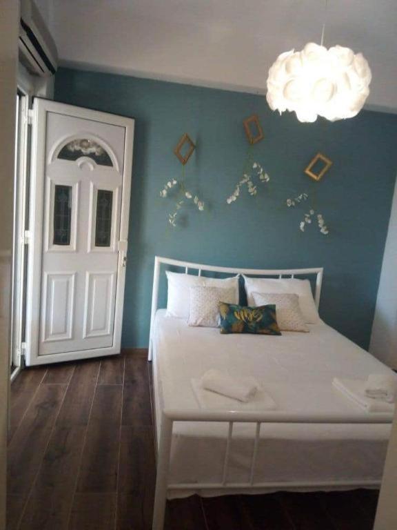 Aigli Luxury Studios Nea Roda Bagian luar foto